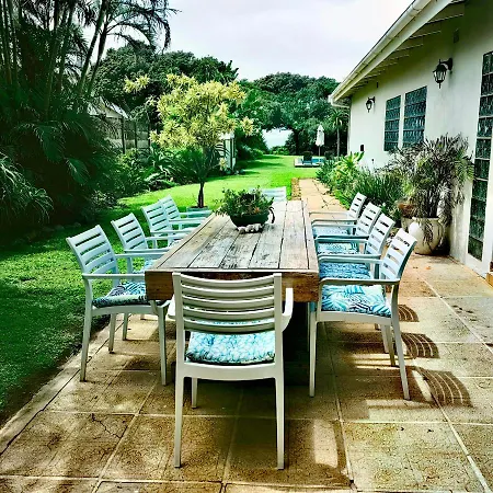 Sky Tyde'S Beach House Port Shepstone Exterior photo
