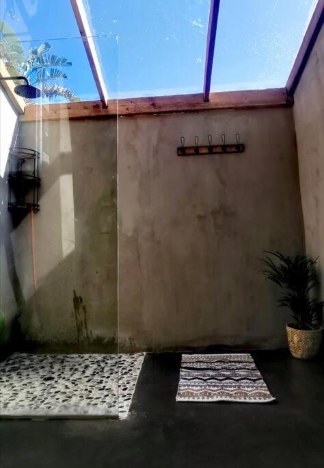 Sky Tyde's House *