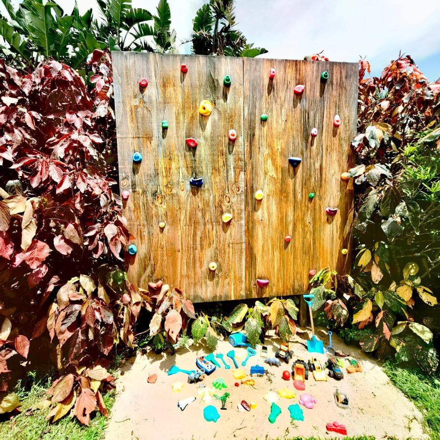 Sky Tyde's House *